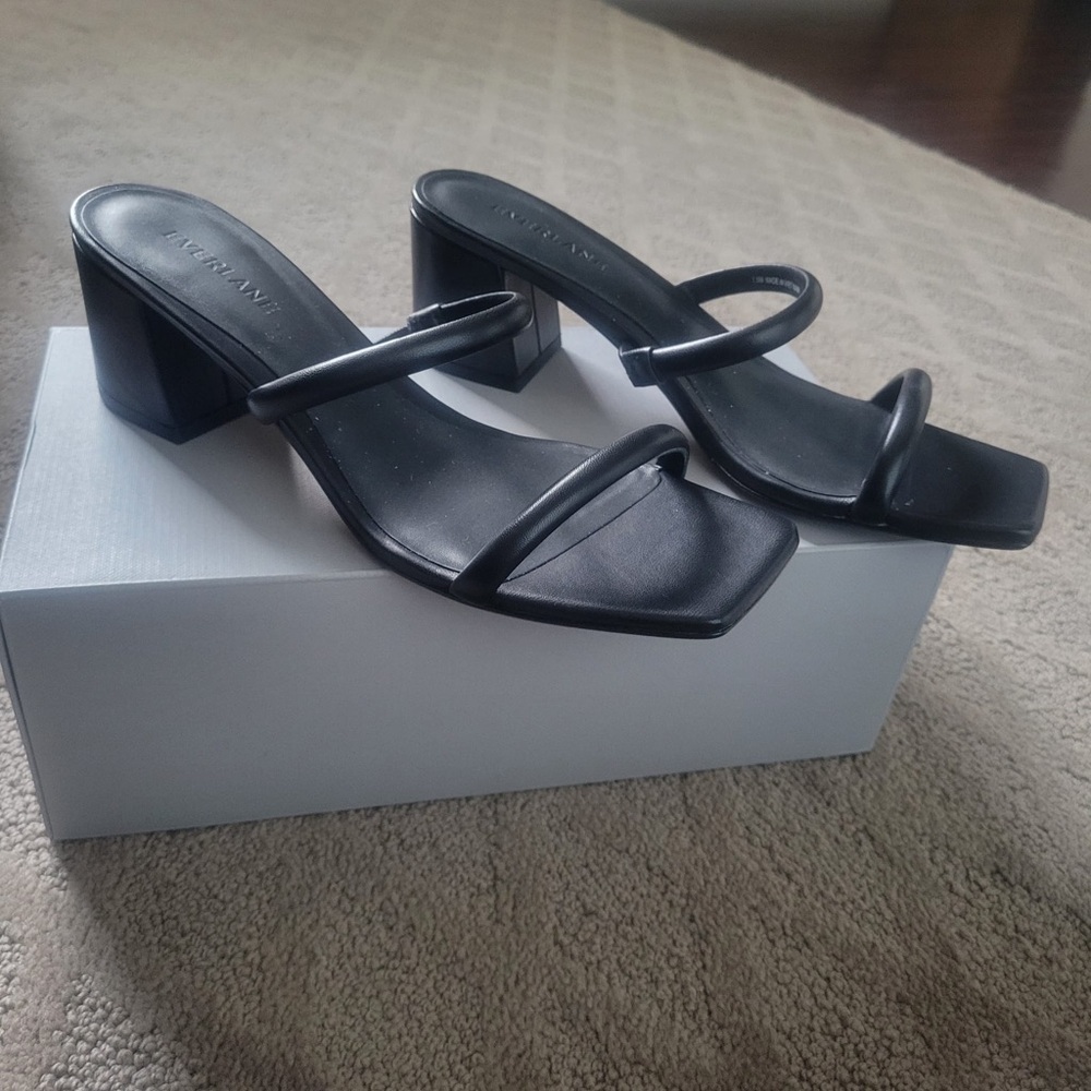 Everlane Black Sandals